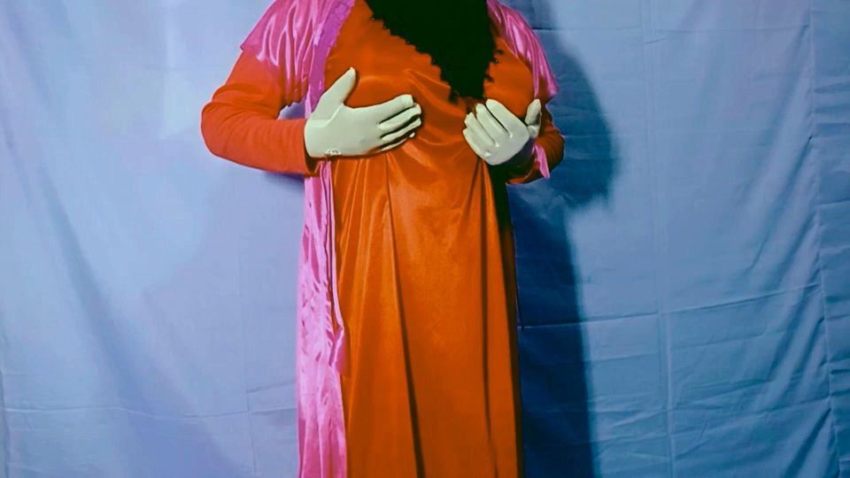Bengali very beautiful sexy woman's husband is abroad