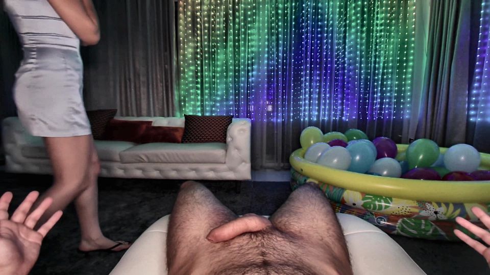 Twister Tease Starring Fiona Sprouts