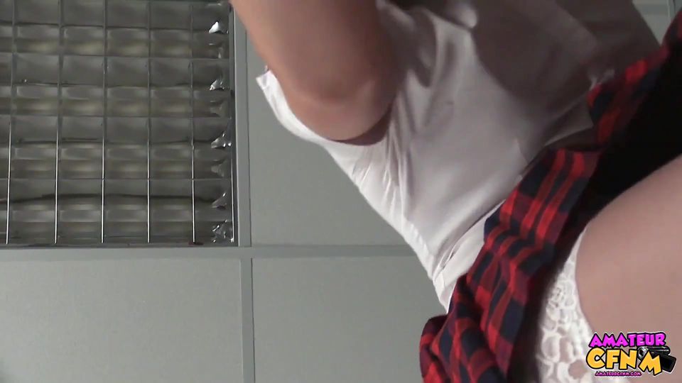 Coed Facesit