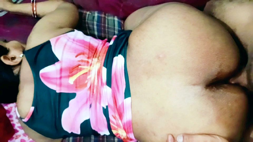 I fuck my indian bhabhi tight ass hole doggy style position with clear Hindi voice moaning video