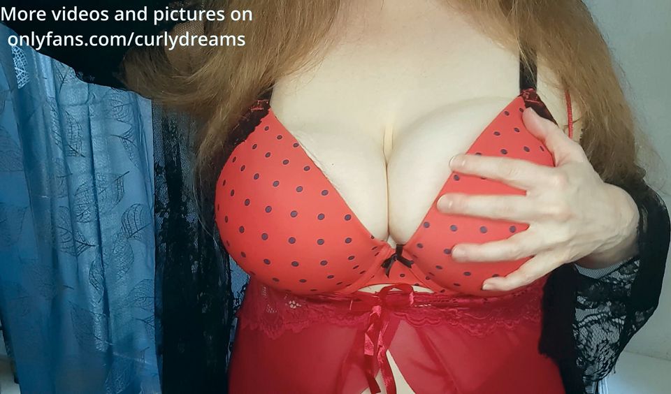 Curly_Dreams Breasts out of the bra