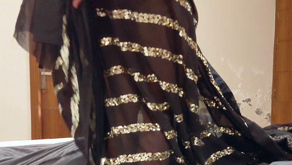 Beautiful Indian Women Pissed on Dick