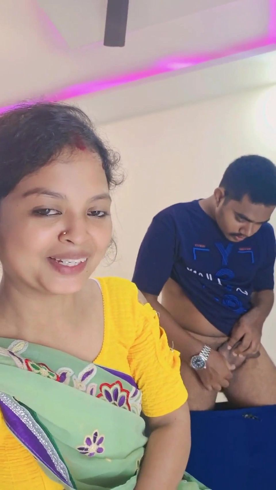 Desi Ex-hot Beautiful Collage Girl First Time Romantic Seen Sex