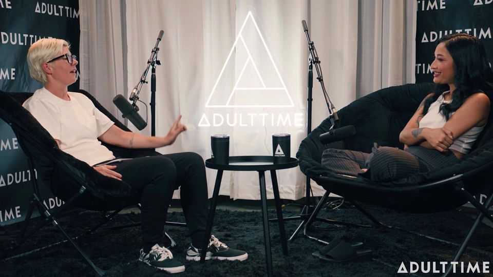 Avery Black Dry Humping, True Crime, & Directing VR Corn the Adult Time Podcast