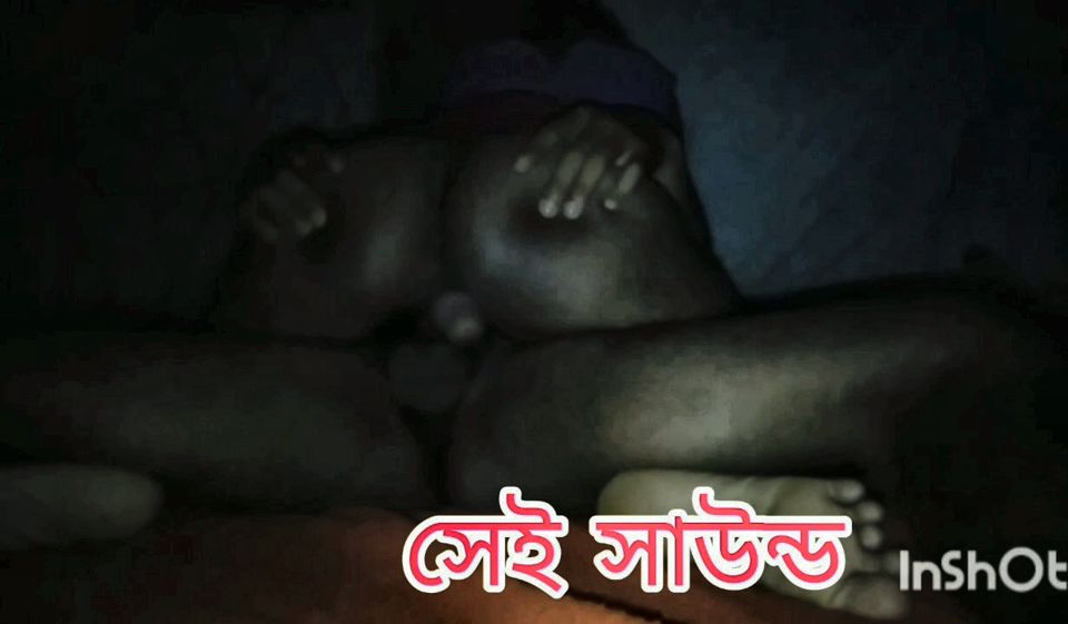 Beautiful Bangla Desi Romantic Couple HD Video