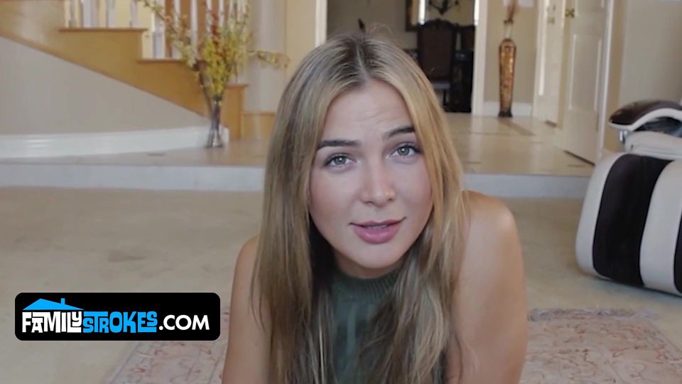 Natural Titted Thick Stepsister Blair Williams Takes Creampie From Horny Stepbro