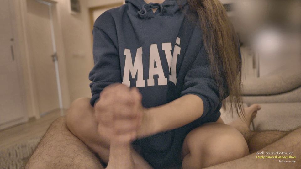 Long Haired Beauty Gives Me Blowjob and Takes Cumshot