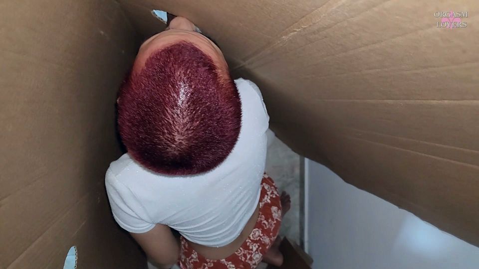 Glory hole: Carahoney has fun with this cock in the hole