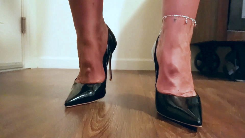 You Wish! Girl's Night Out, Loser!! (ego Crushed Beneath My Heel))