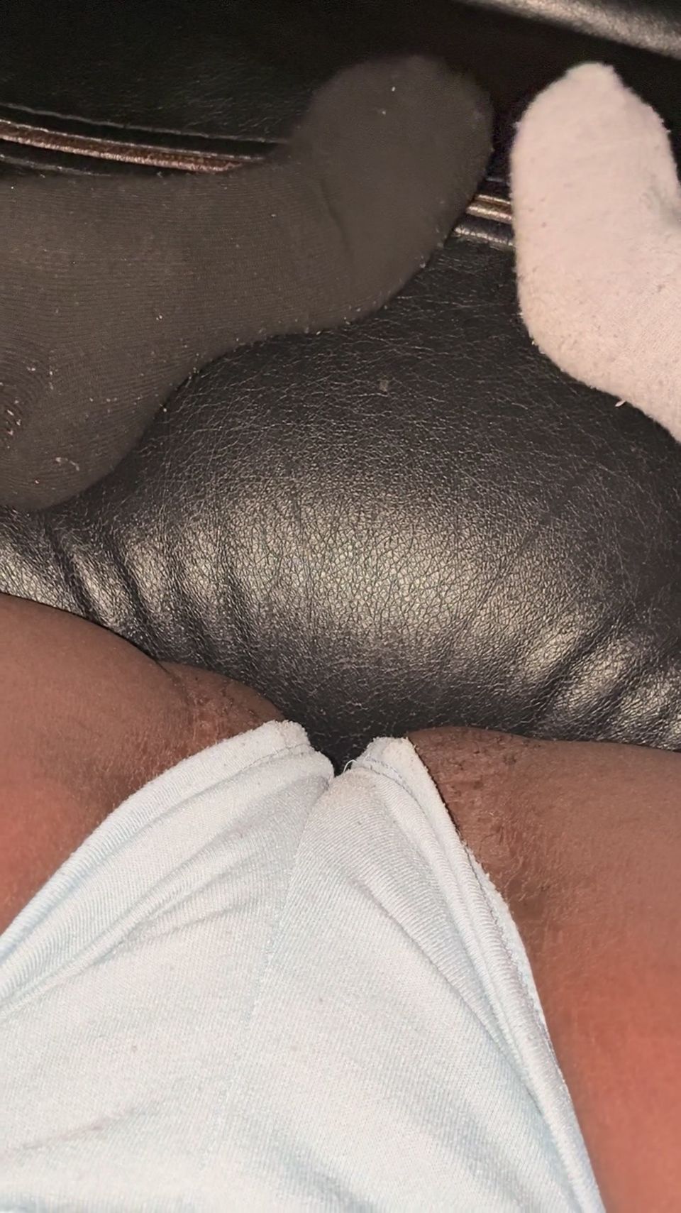 naked feetfetish tease