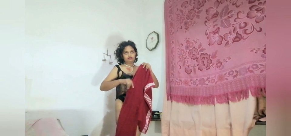 ep5 Desi stepmom found cam of stepson and she strips for him to see Pussy Show Begins Laying on the bed starts her boobs job.mp4