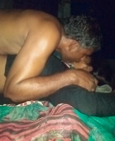 Desi bhabhi ki hard chudai chut se pani nikal diya