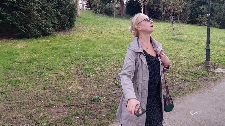 Mature Blonde Wife Enjoys Sex