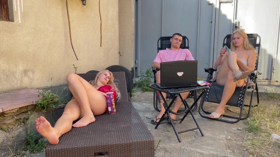 Cuckold Fantasy: Girlfriend Watches Her BF Fuck Her Sister