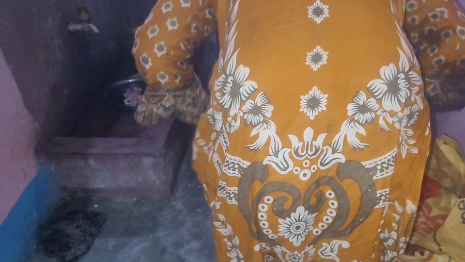 Viral Bangladeshi 'X' video with stepsister