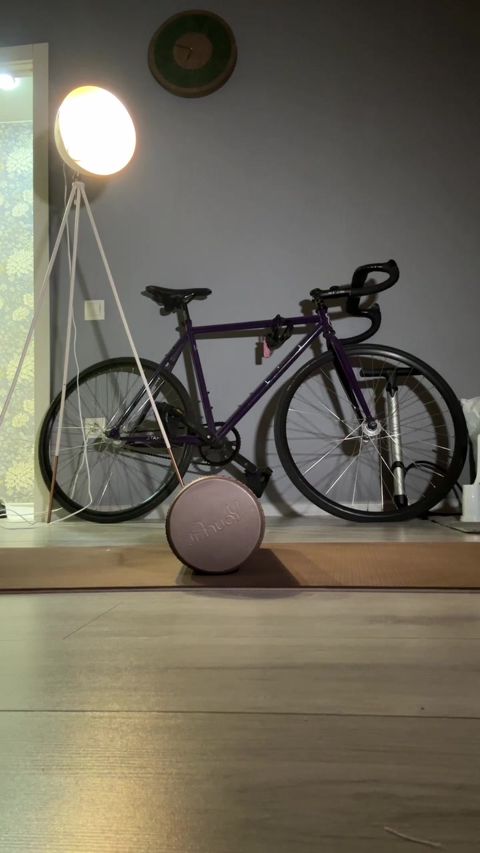 trouble-free bitch is training in the gym to pick up a new guy to fuck for the night, everyone fucked her here