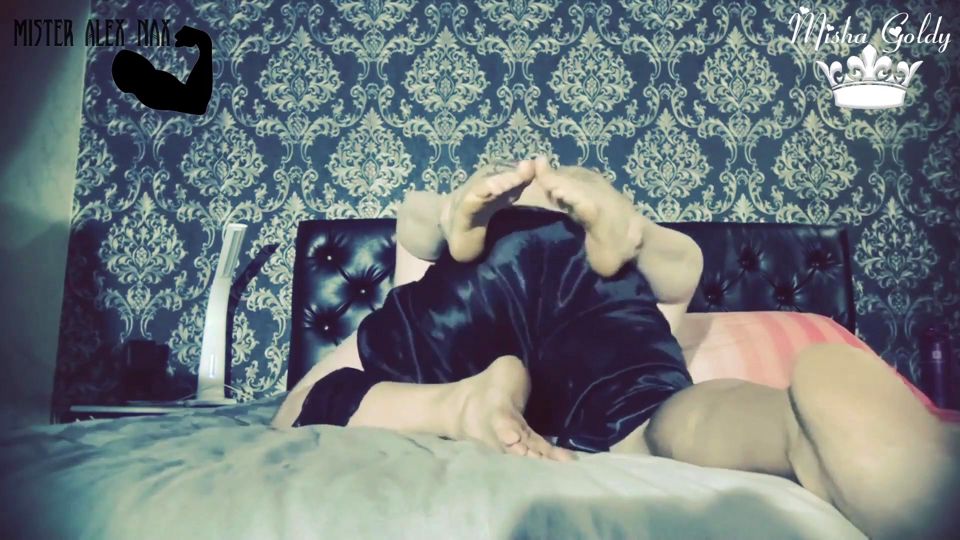 Lick , smell and worship our feet bitch while i have sex Alpha