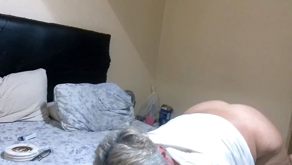 I want to record my husband eating another woman's pussy, do you dare?