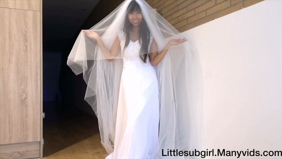 Vampire Bride Close up Squirts