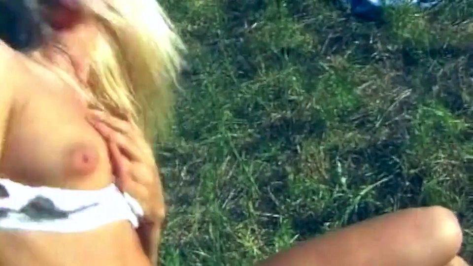 Blonde Amateur Fucked Hard Outdoors in Grass