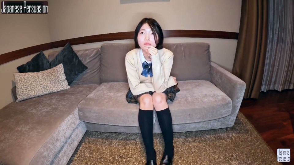 Apologizing to Her Boyfriend While Caught in an Endless Loop of Shaking Pleasure