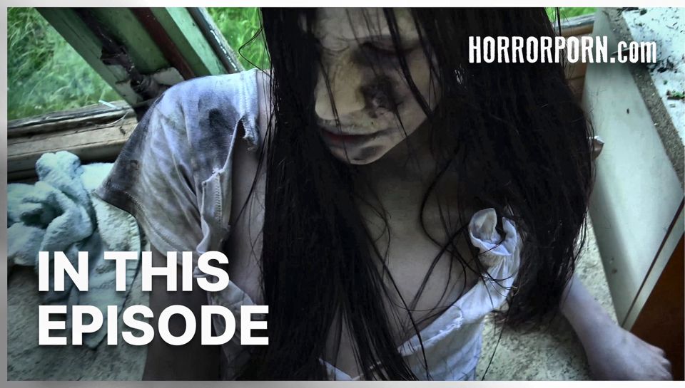 The girl from the well (Horror Porn)