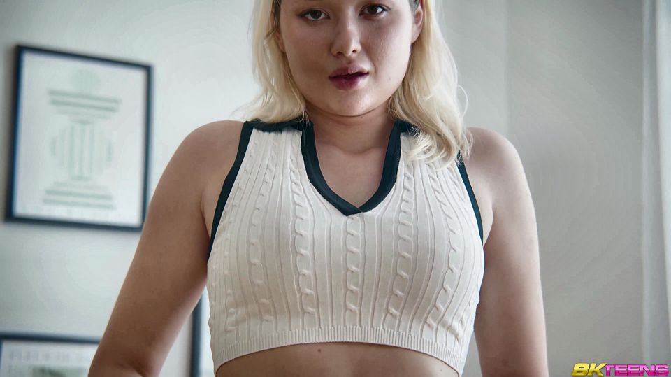 Blonde Cutie Jessie Ames Creampied