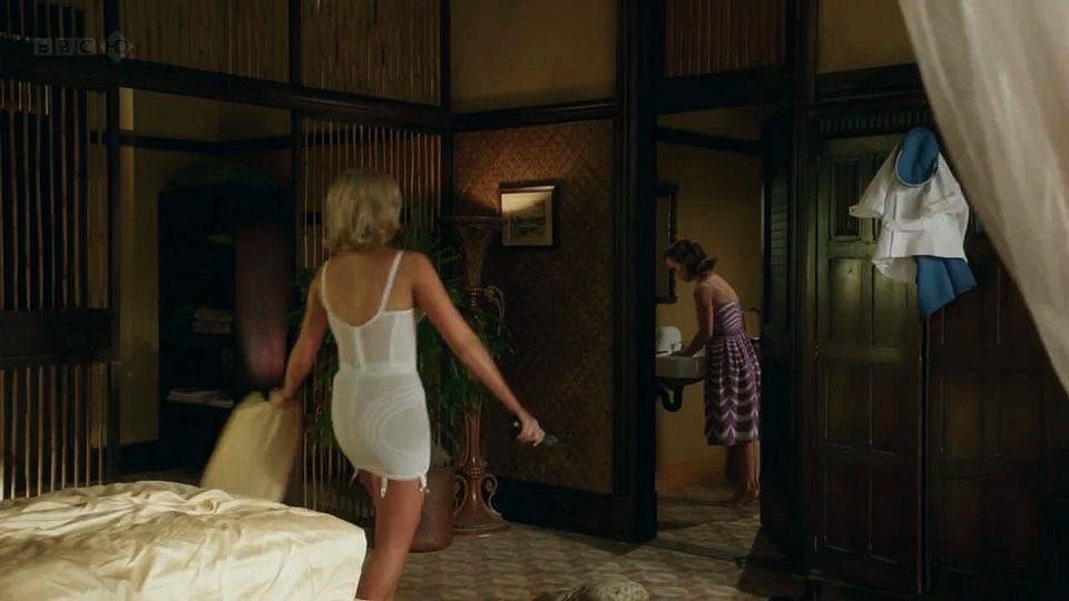 Margot Robbie - Pan Am