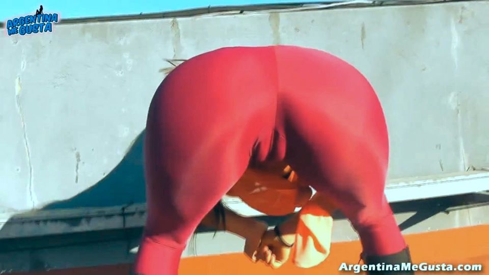 INCREDIBLE BODY TEEN! Doing Killer Stretching! Best Ass Ever
