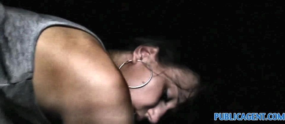 PublicAgent Rollerblade girl with tight pussy fucked outside