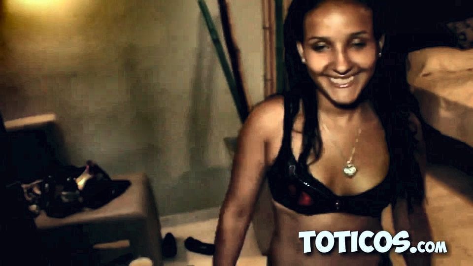 Toticos.com dominican porn - black latina chicas for rent :)
