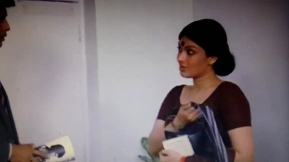 mallika sarabai aunty hot ahhh...