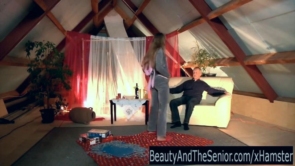 Sexy blond teen Lisa suck an old cock