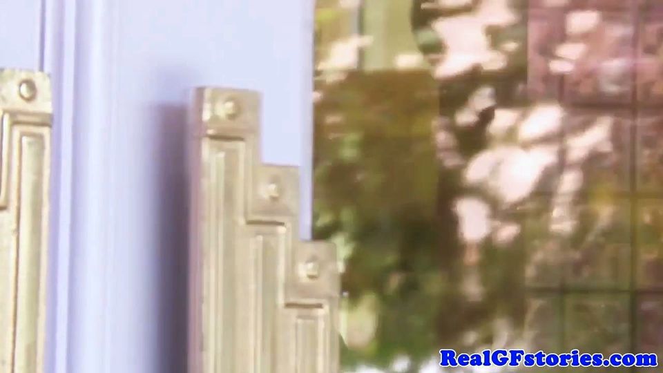 Real housewife facialized after fucking