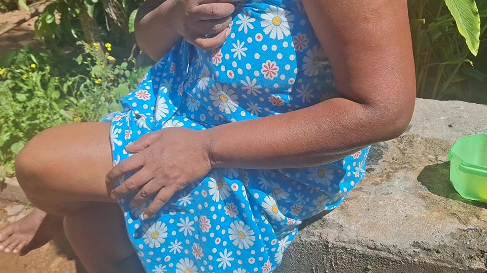 Stepmom Bathing Outdoor in the morning