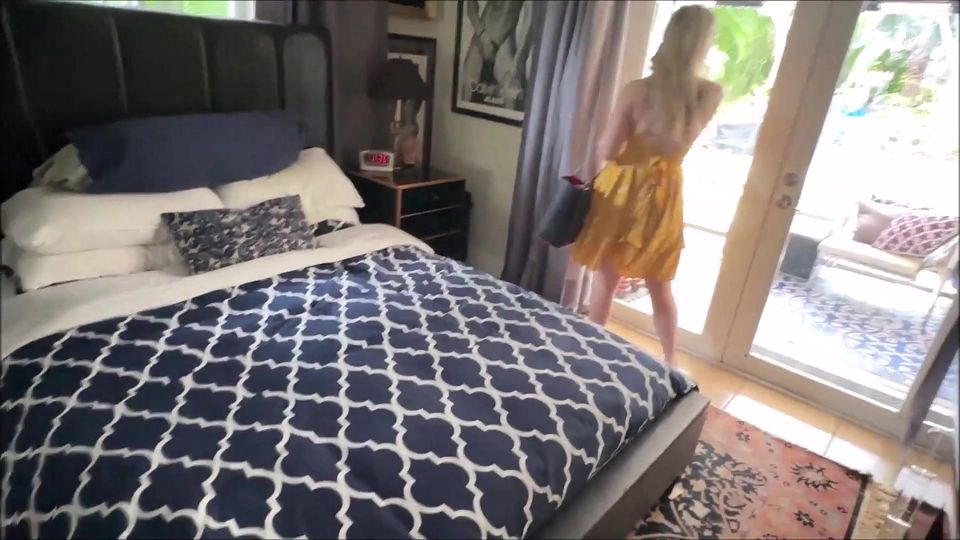 Vacation Creampie for Cheating Step Stepmom - Sydney Paige- Stepmom Comes First - Alex Adams