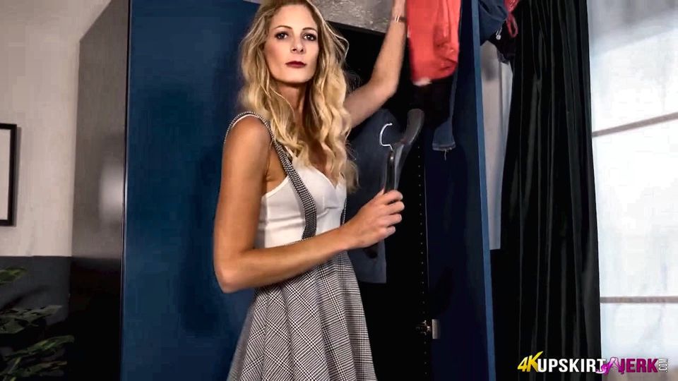 Leah - My Wardrobe Wank