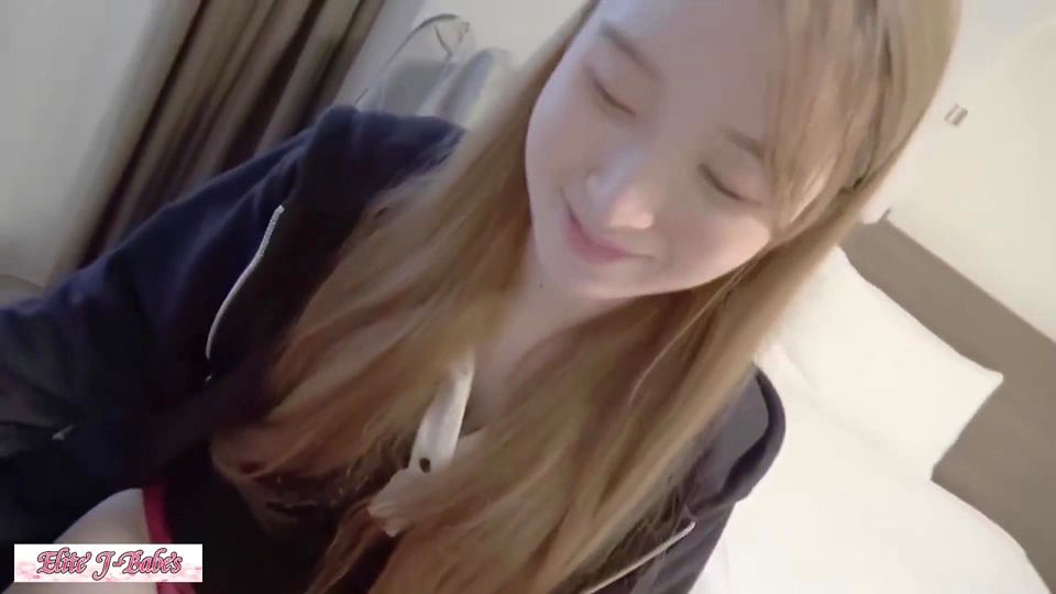 Kansai-dialect Beauty Masseuse Arrives Cute Youthful Charm Returns for a Second Round