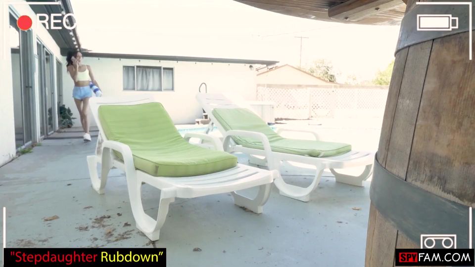 Stepdaughter Rubdown