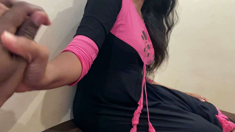 Hot curvy Teen Take care of her wealthy step Grandpa's needs