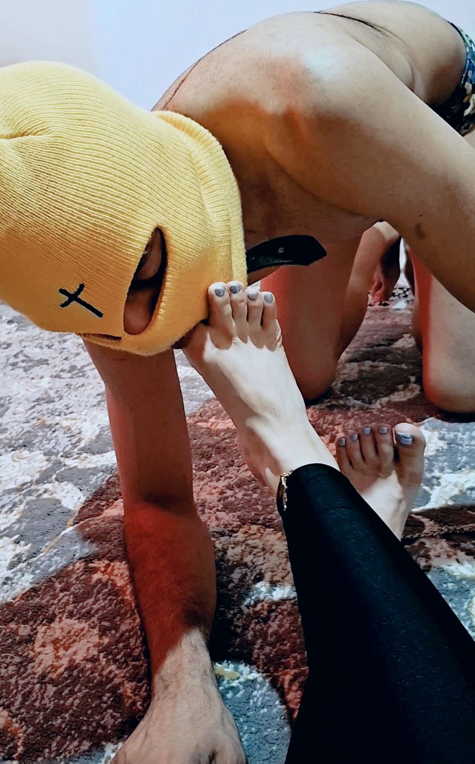 Slave Trained to Worship Feet 11 Deep Licking & Kissing