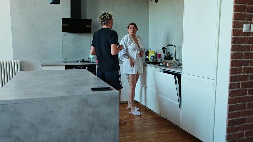 Instead of Breakfast, My Husband Wants Morning Sex on the Kitchen Table