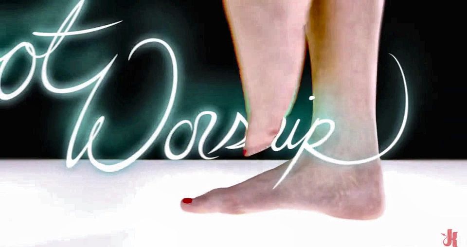 Bonus Foot Fetish Feature! From Footworship!