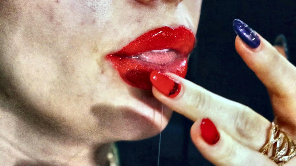 Red lips and a games with liquids and saliva! Milk and coffee! 4K -NO AUDIO-