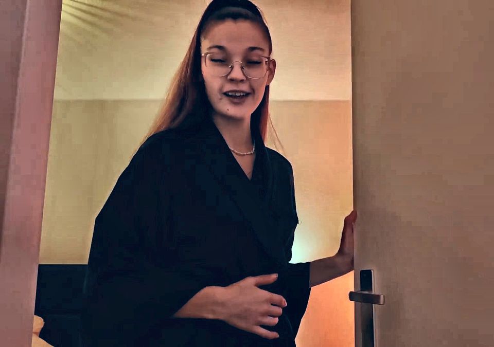 Cuckold POV Sextape - She Fucks a Real Cock While You Can Only Sit and Watch (dutch)