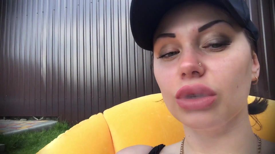 Hookah smoking outdoor & big lips tease
