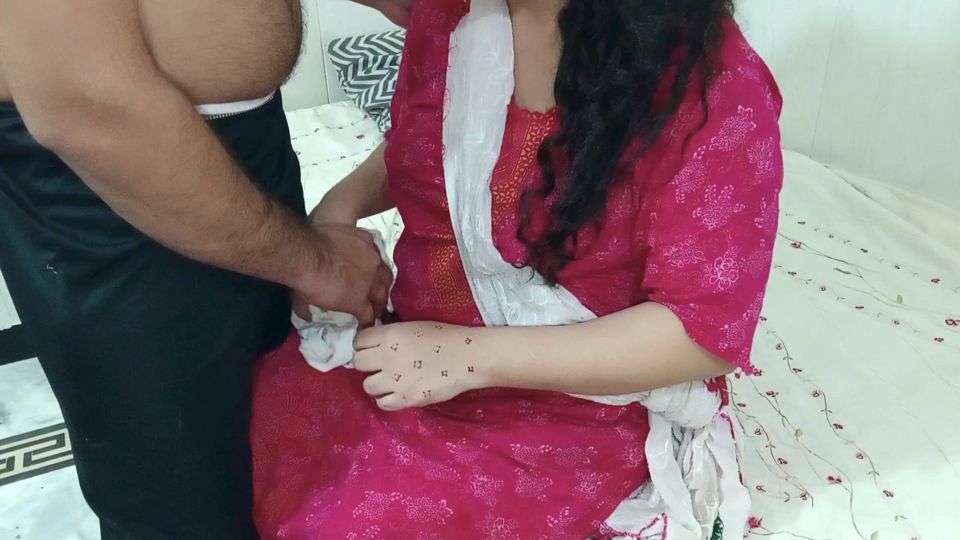 desi nokarani fucking - Had an affair with the maid working in the house