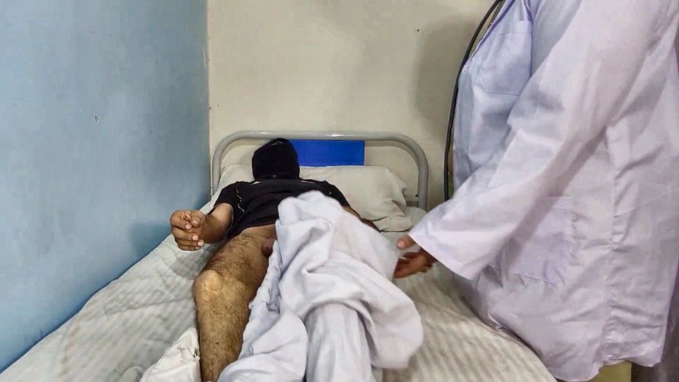 Wife Bani Doctor Uske Baad Uski Gaand Ko Chod Dala