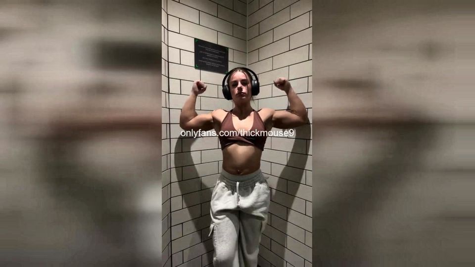 Buff 18yo Ass Destroyed IG Live In The Gym