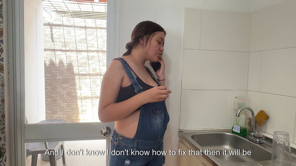A Fun Game Ends in a Hard Fuck Between the Little Dwarf Vergon and His Pregnant Stepsister